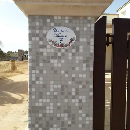 Ferienwohnung Bilocale Grazioso Torre San Giovanni Exterior foto
